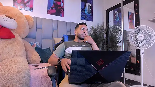 Edahi1386 online show from September 13, 2025, 11:26 pm