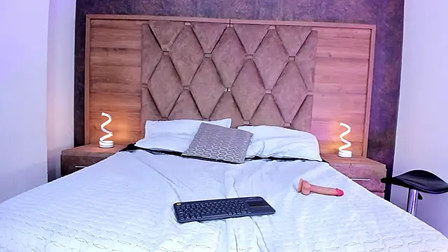 Snapshot of ThiagoCollin chatting on September 23, 2025, 6:33 pm ThiagoCollin online show from September 23, 2025, 6:33 pm