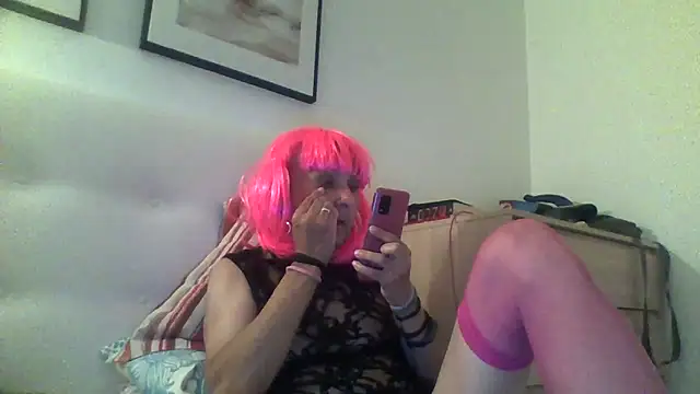 Emily de Carla online show from October 19, 2025, 10:43 pm