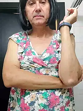 Emily de Carla online show from November 6, 2025, 6:42 pm