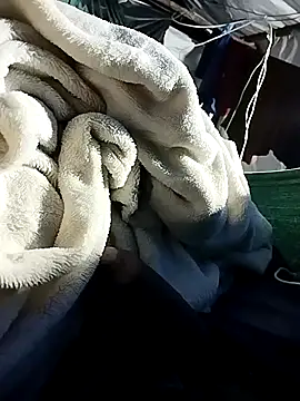 Snapshot of dsvrsa chatting on February 4, 2026, 4:51 am dsvrsa online show from February 4, 2026, 4:51 am