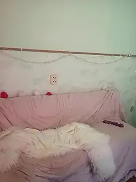 Snapshot of XHelenaX90 chatting on February 16, 2026, 7:54 pm XHelenaX90 online show from February 16, 2026, 7:54 pm