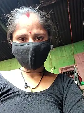 Hot-ilaiy online show from December 20, 2025, 8:54 am