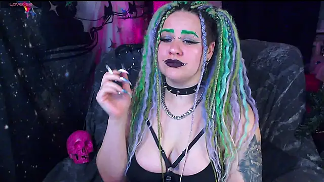 Snapshot of NeonNectar_ chatting on January 13, 2026, 8:47 pm NeonNectar online show from January 13, 2026, 8:47 pm