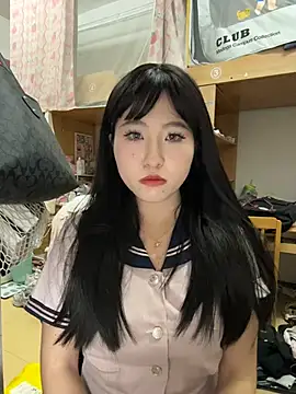 Snapshot of ououlovelove chatting on February 28, 2026, 12:28 pm ououlovelove online show from February 28, 2026, 12:28 pm