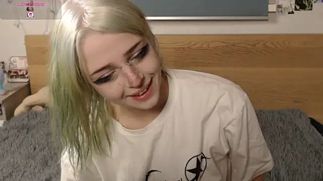 Snapshot of triplebakaaa chatting on November 14, 2025, 10:51 pm triplebakaaa online show from November 14, 2025, 10:51 pm