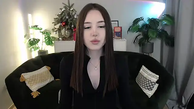 Snapshot of BlackEyesGirl chatting on January 13, 2026, 6:40 am BlackEyesGirl online show from January 13, 2026, 6:40 am