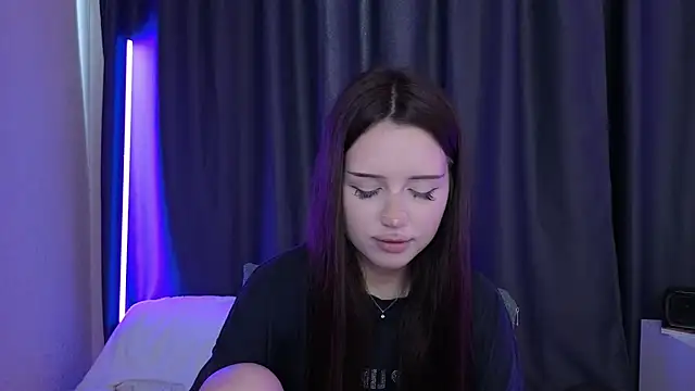BlackEyesGirl online show from July 6, 2026, 5:59 am