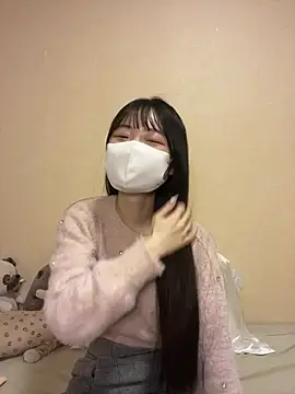 risa909 online show from March 3, 2026, 9:37 am