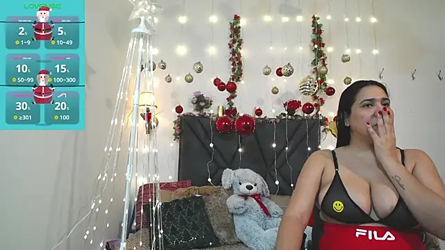 Snapshot of IndraKaur_ chatting on November 12, 2025, 4:13 am IndraKaur online show from November 12, 2025, 4:13 am