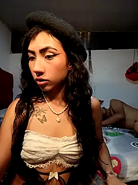 Snapshot of keith_russo chatting on December 14, 2025, 11:09 pm keith russo online show from December 14, 2025, 11:09 pm