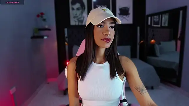 Snapshot of kitty_collins_ chatting on January 15, 2026, 11:48 am kitty collins online show from January 15, 2026, 11:48 am