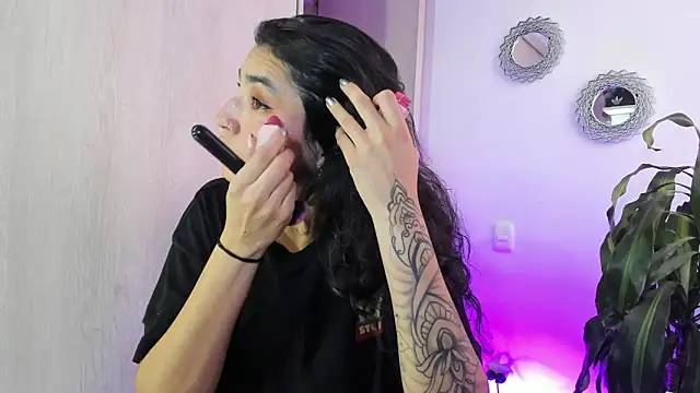 Snapshot of bella_thorne3 chatting on February 17, 2026, 9:10 pm bella thorne3 online show from February 17, 2026, 9:10 pm