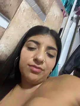 Isaa-Sweet online show from February 22, 2026, 8:29 pm