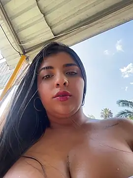 Isaa-Sweet online show from May 9, 2026, 7:52 pm