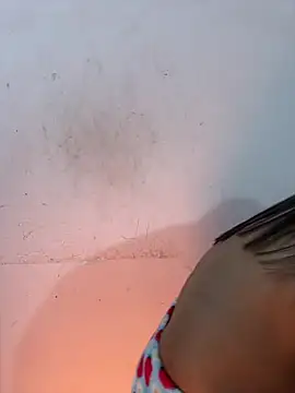 Snapshot of Small_Titss chatting on January 19, 2026, 5:55 am Small Titss online show from January 19, 2026, 5:55 am