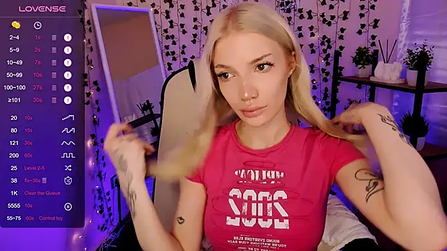 AnyaTaylor  online show from April 28, 2026, 3:00 am