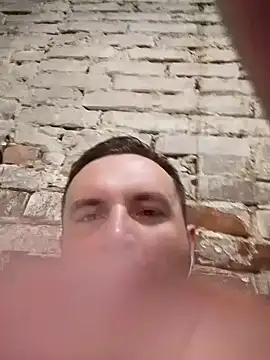 Snapshot of Ivandovxxxl_1010 chatting on September 13, 2025, 1:27 am Ivandovxxxl 1010 online show from September 13, 2025, 1:27 am