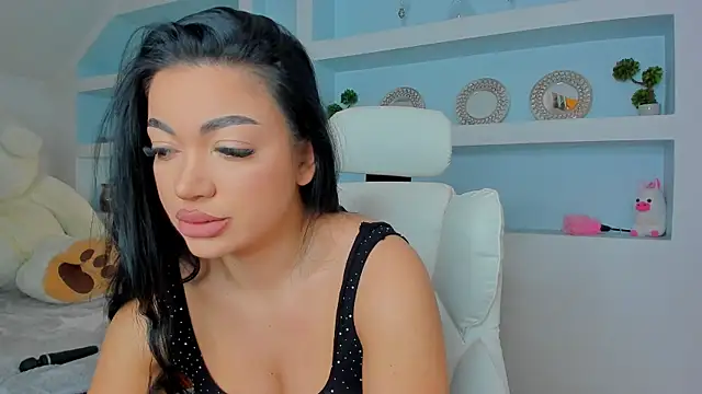 Snapshot of juicyjulie_ chatting on October 11, 2025, 6:23 am juicyjulie online show from October 11, 2025, 6:23 am