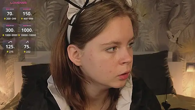 JulietteRain online show from October 7, 2025, 4:48 pm