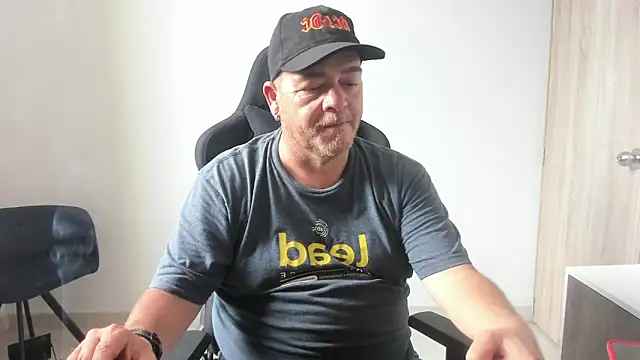 Snapshot of massimo_dannger chatting on September 16, 2025, 8:54 pm massimo dannger online show from September 16, 2025, 8:54 pm