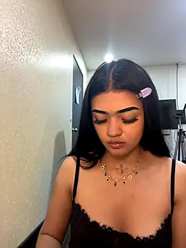 EmmaStonns online show from October 25, 2025, 7:52 pm