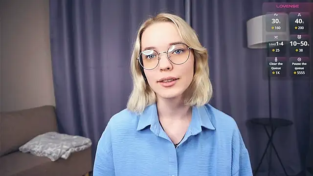 Snapshot of EdaKirkIin chatting on September 10, 2025, 4:07 pm EdaKirkIin online show from September 10, 2025, 4:07 pm