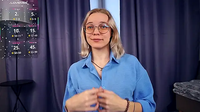 Snapshot of EdaKirkIin chatting on October 23, 2025, 5:07 am EdaKirkIin online show from October 23, 2025, 5:07 am