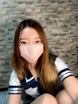 Snapshot of yuuhichan chatting on January 8, 2026, 12:57 am yuuhichan online show from January 8, 2026, 12:57 am