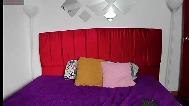 Electra  moon online show from November 29, 2025, 6:16 am