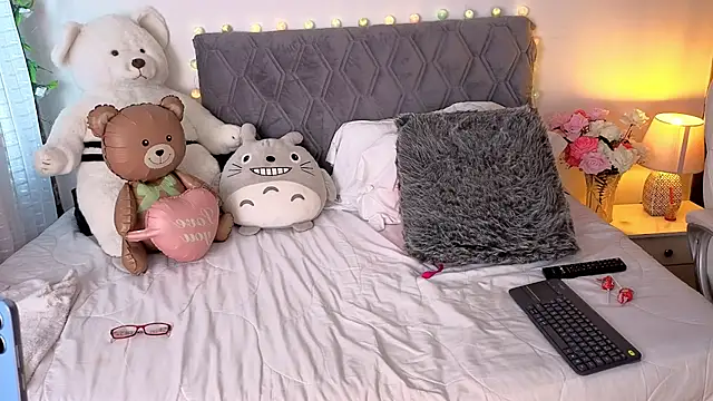 Snapshot of Ternura_Prohibida chatting on February 25, 2026, 5:44 pm Ternura Prohibida online show from February 25, 2026, 5:44 pm