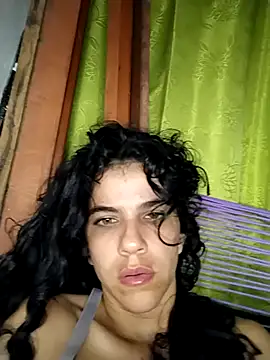 lucerocutte online show from December 19, 2025, 4:19 am