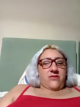 Snapshot of Samantha6767x chatting on March 30, 2026, 11:28 pm Samantha6767x online show from March 30, 2026, 11:28 pm