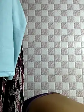 pujaroy363534 online show from December 5, 2025, 6:37 pm