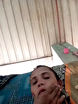 Snapshot of Hot_ronak chatting on October 29, 2025, 7:10 am Hot ronak online show from October 29, 2025, 7:10 am