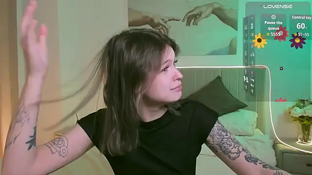 Lisa Blossom online show from October 23, 2025, 6:02 am