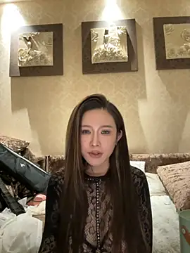 Snapshot of Manson13333 chatting on February 1, 2026, 8:57 am Manson13333 online show from February 1, 2026, 8:57 am