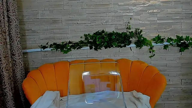 Snapshot of boobzilla_ chatting on December 14, 2025, 8:13 pm boobzilla online show from December 14, 2025, 8:13 pm