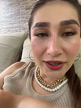 Snapshot of Isa_Villamarin chatting on October 18, 2025, 8:53 pm Isa Villamarin online show from October 18, 2025, 8:53 pm