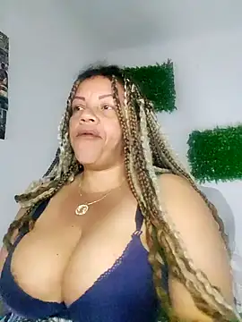 Eva Luxei online show from February 6, 2026, 5:23 am