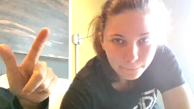 Snapshot of Throatgoat2026 chatting on December 1, 2025, 3:50 pm Throatgoat2026 online show from December 1, 2025, 3:50 pm