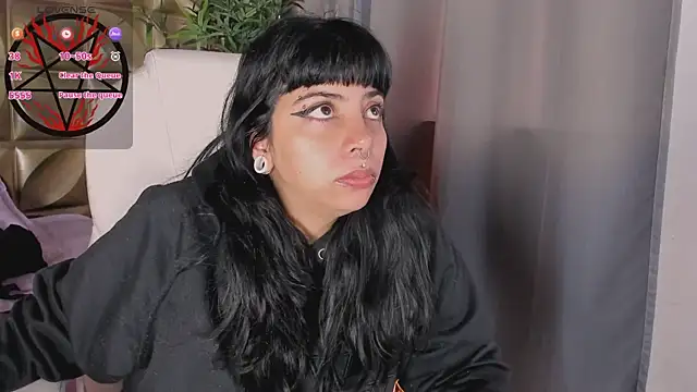 Snapshot of emily-santoss chatting on October 17, 2025, 2:19 pm emily-santoss online show from October 17, 2025, 2:19 pm