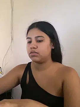 Snapshot of AntonellaCute_ab chatting on November 17, 2025, 10:15 pm AntonellaCute ab online show from November 17, 2025, 10:15 pm