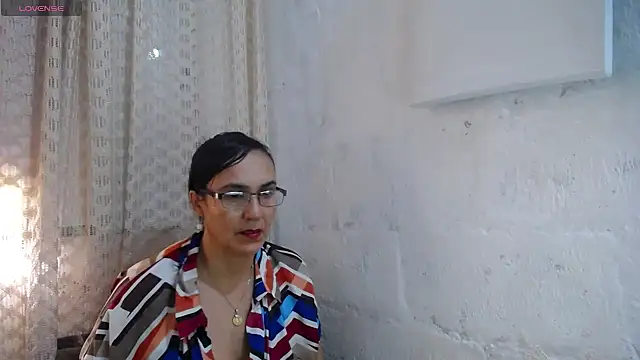 Snapshot of gabbyparker_ chatting on September 16, 2025, 1:56 pm gabbyparker online show from September 16, 2025, 1:56 pm