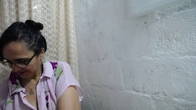 Snapshot of gabbyparker_ chatting on October 11, 2025, 10:47 am gabbyparker online show from October 11, 2025, 10:47 am