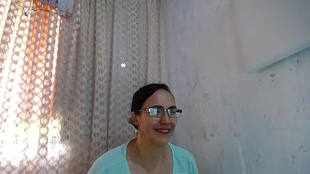 Snapshot of gabbyparker_ chatting on November 3, 2025, 3:24 pm gabbyparker online show from November 3, 2025, 3:24 pm