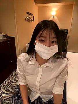 Snapshot of happy_hino chatting on November 20, 2025, 2:39 pm happy hino online show from November 20, 2025, 2:39 pm