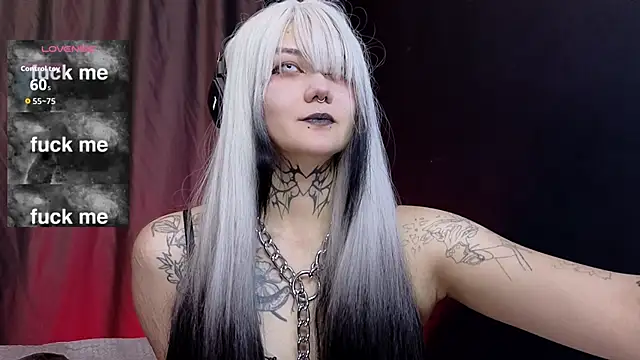 GothXRaven online show from October 21, 2025, 11:22 am