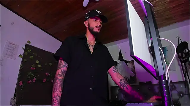 Snapshot of dex_55 chatting on October 20, 2025, 1:06 am dex 55 online show from October 20, 2025, 1:06 am