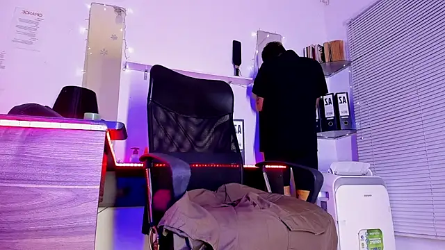 Snapshot of dex_55 chatting on November 20, 2025, 12:44 am dex 55 online show from November 20, 2025, 12:44 am